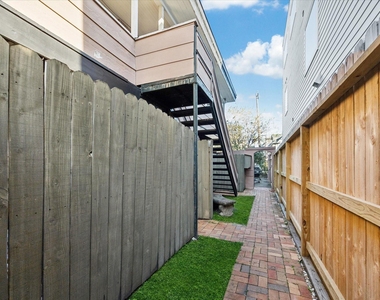 2414 Morse Street - Photo Thumbnail 2