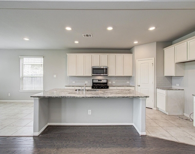 24331 Kee Cresta Court - Photo Thumbnail 10