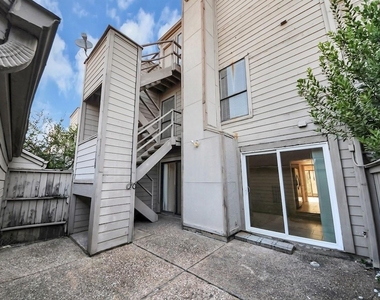 1059 Country Place Drive - Photo Thumbnail 46
