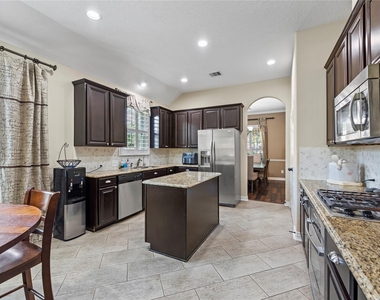 21735 E Carolina Green Drive - Photo Thumbnail 6