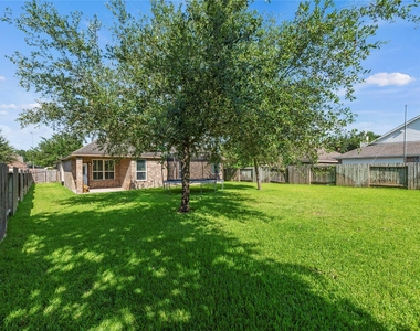 21735 E Carolina Green Drive - Photo Thumbnail 26