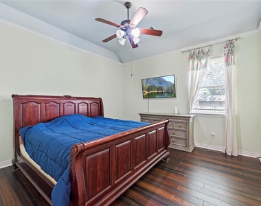 21735 E Carolina Green Drive - Photo Thumbnail 17