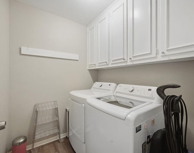 5119 Creighton Drive - Photo Thumbnail 11