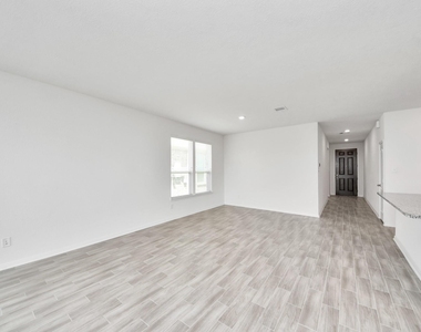 1270 Glendora Drive - Photo Thumbnail 7
