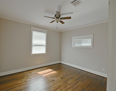 536 Columbia - Photo Thumbnail 10