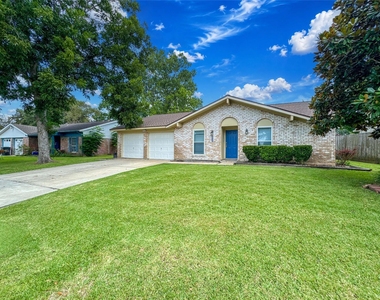 217 Mary Ann Drive - Photo Thumbnail 3