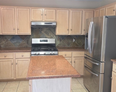 23715 Norton House Lane - Photo Thumbnail 4