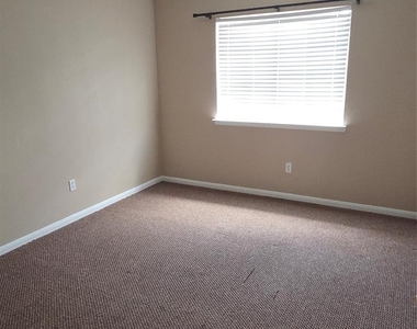 23715 Norton House Lane - Photo Thumbnail 9