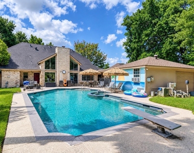 16310 Acapulco Drive - Photo Thumbnail 35