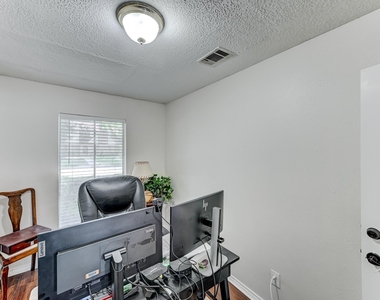 16310 Acapulco Drive - Photo Thumbnail 7