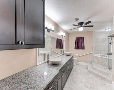 16310 Acapulco Drive - Photo Thumbnail 9