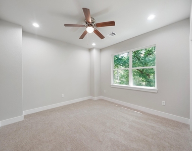 731 Magnolia Point Drive - Photo Thumbnail 33