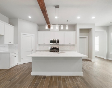 731 Magnolia Point Drive - Photo Thumbnail 9