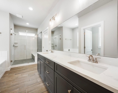 731 Magnolia Point Drive - Photo Thumbnail 23
