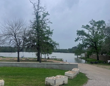 731 Magnolia Point Drive - Photo Thumbnail 4