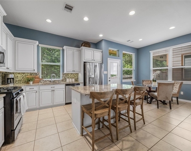 122 Cheswood Forest Drive - Photo Thumbnail 2