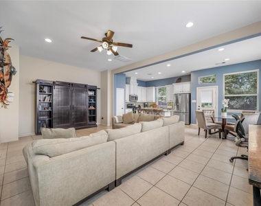 122 Cheswood Forest Drive - Photo Thumbnail 9