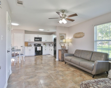 4002 Avenue N 1/2 - Photo Thumbnail 3