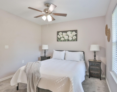 4002 Avenue N 1/2 - Photo Thumbnail 12