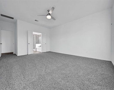 12115 Blue Coast Court - Photo Thumbnail 20