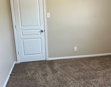 17222 Hannah Oaks Lane - Photo Thumbnail 29