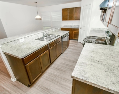 3576 Giorgio Pastel Place - Photo Thumbnail 4