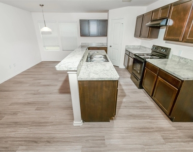 3576 Giorgio Pastel Place - Photo Thumbnail 3