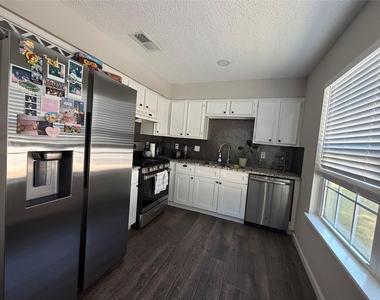 4430 Hawk Meadow Drive - Photo Thumbnail 2