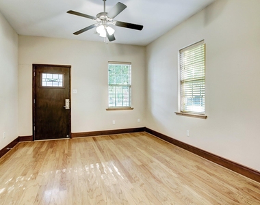 5250 Eigel Street - Photo Thumbnail 2
