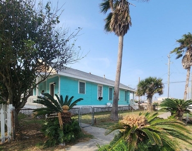 1725 18th Street - Photo Thumbnail 3