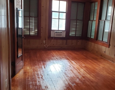 1725 18th Street - Photo Thumbnail 6
