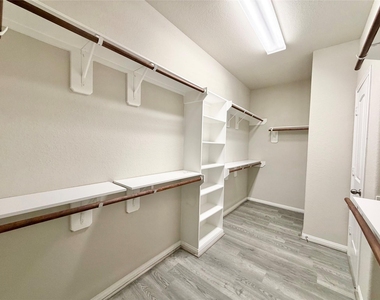 24018 Cannon Anello Court - Photo Thumbnail 19