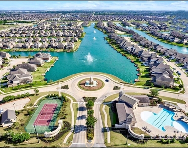 24018 Cannon Anello Court - Photo Thumbnail 37