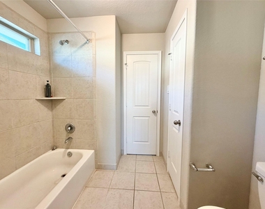 24018 Cannon Anello Court - Photo Thumbnail 29