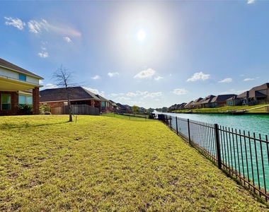 24018 Cannon Anello Court - Photo Thumbnail 36