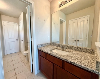 24018 Cannon Anello Court - Photo Thumbnail 19