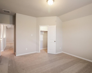 24018 Cannon Anello Court - Photo Thumbnail 34