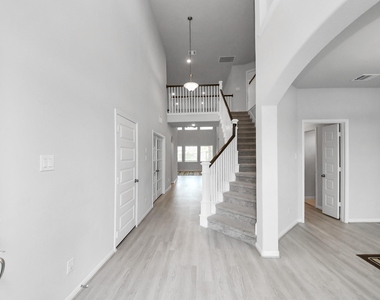 3102 Trishelle Court - Photo Thumbnail 2