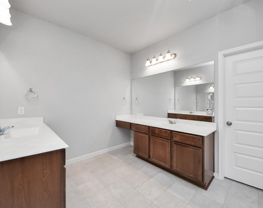 3102 Trishelle Court - Photo Thumbnail 22