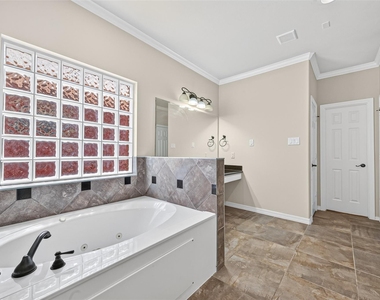 13318 Olive Trail - Photo Thumbnail 25