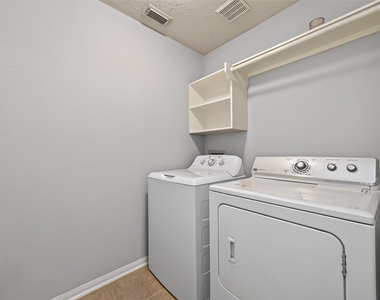 3218 Spring Flower Lane - Photo Thumbnail 14