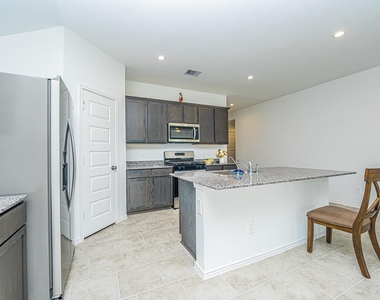 1118 Appaloosa Lane - Photo Thumbnail 12