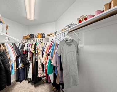 383 Shoreview Drive - Photo Thumbnail 25