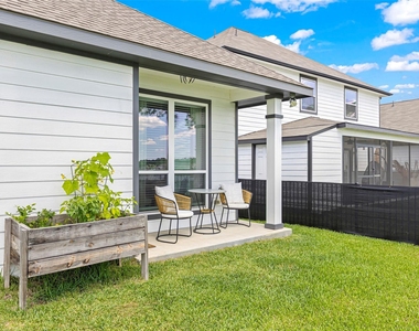 383 Shoreview Drive - Photo Thumbnail 27