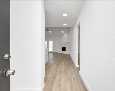 1911 Long Barrel Lane - Photo Thumbnail 19