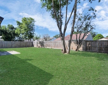 1911 Long Barrel Lane - Photo Thumbnail 20