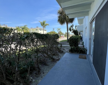 223 Columbia Drive - Photo Thumbnail 15