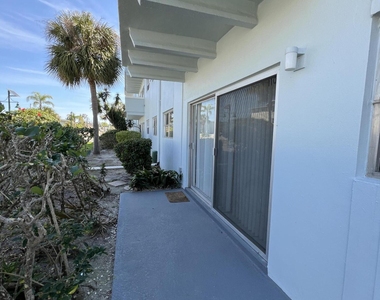 223 Columbia Drive - Photo Thumbnail 14
