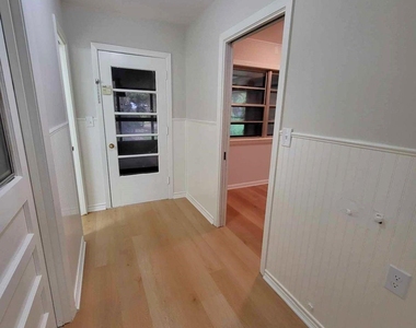706 Maple St - Photo Thumbnail 14