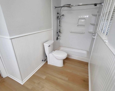 706 Maple St - Photo Thumbnail 21